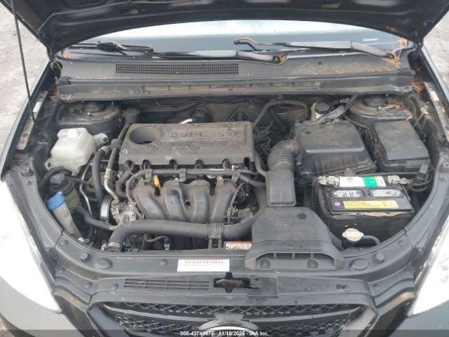 Kia Rondo Lx Image 6