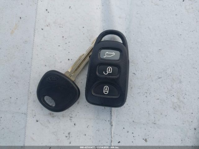 Kia Rondo Lx Image 7