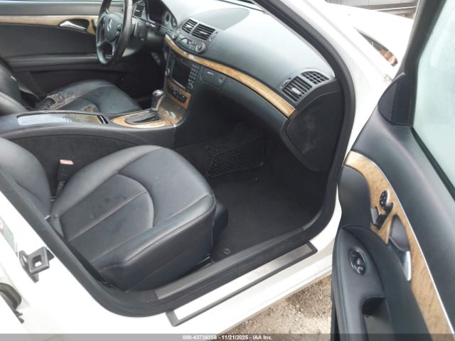 Mercedes-Benz E-Class Image 7