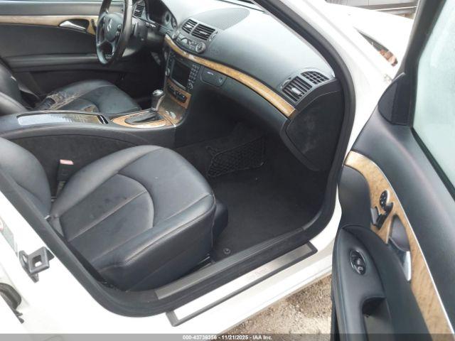 Mercedes-Benz E-Class Image 7