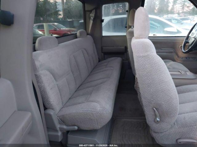 Chevrolet K1500 Fleetside Image 9