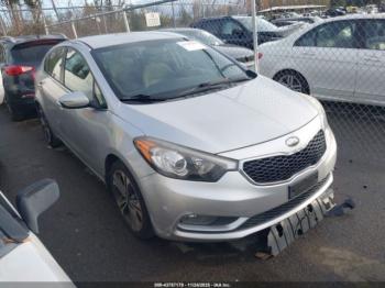  Salvage Kia Forte