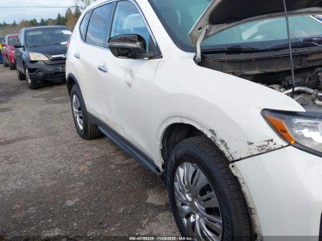 Nissan Rogue S Image 5