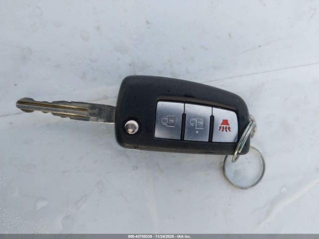 Nissan Rogue S Image 9