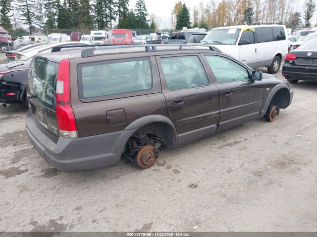 Volvo V70 Xc Image 5