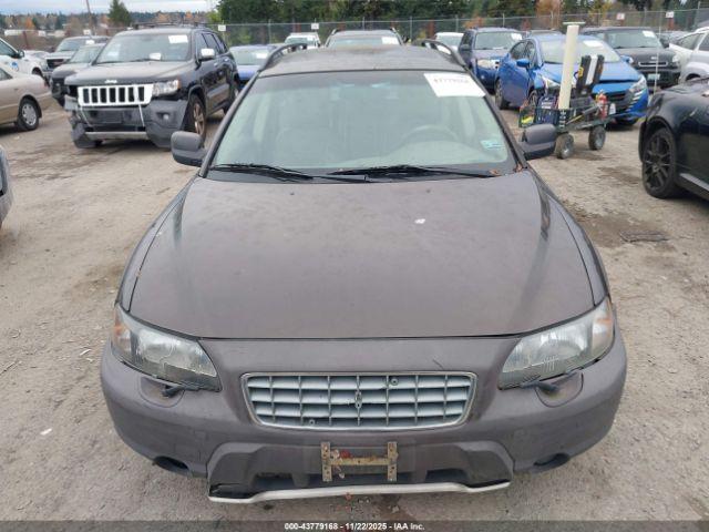 Volvo V70 Xc Image 11