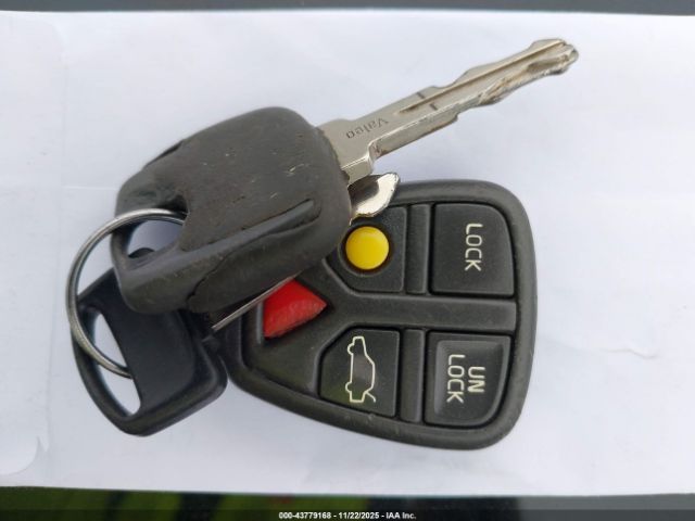 Volvo V70 Xc Image 9