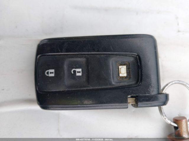 Toyota Prius Image 3