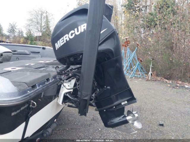 Lund 189 Pro-v Gl Image 13