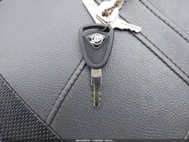 Lund 189 Pro-v Gl Image 11