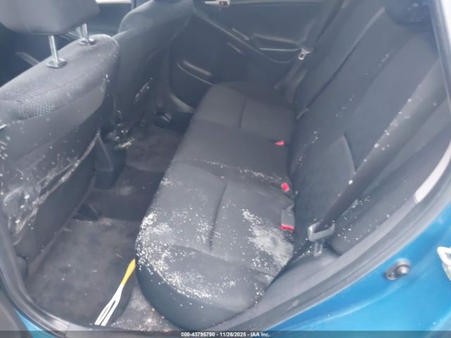 Toyota Matrix Image 12