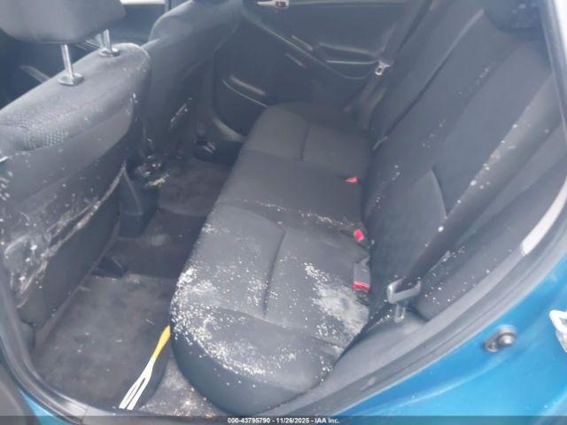 Toyota Matrix Image 12