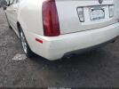 Cadillac STS V6 Image 12