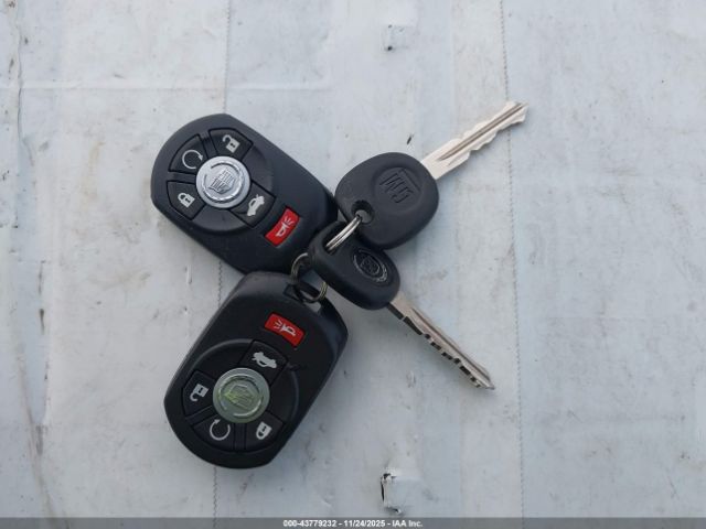 Cadillac STS V6 Image 3