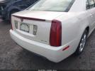 Cadillac STS V6 Image 2