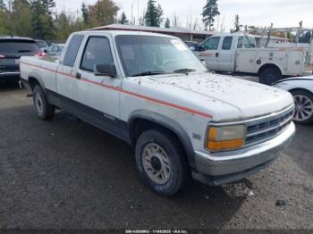  Salvage Dodge Dakota