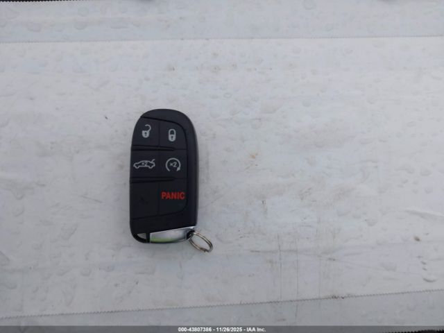 Chrysler 200 S Image 8