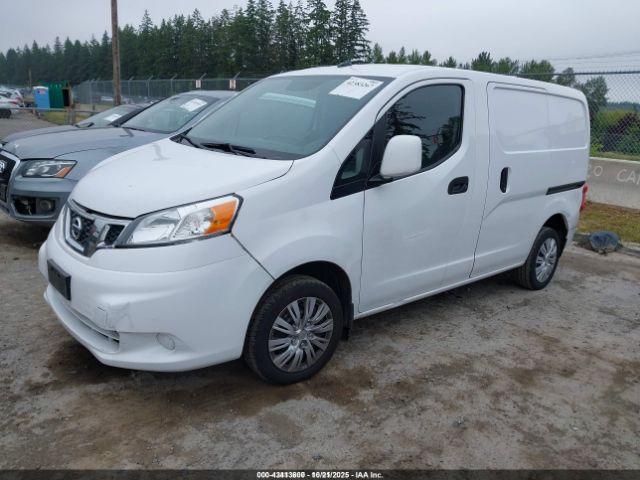 Nissan Nv Sv Xtronic Cvt Image 3