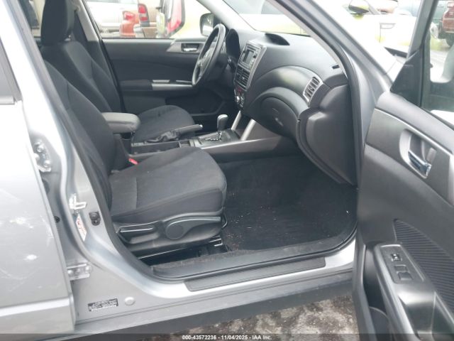 Subaru Forester 2.5x Premium Image 10