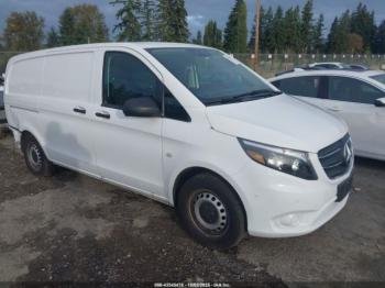  Salvage Mercedes-Benz Metris