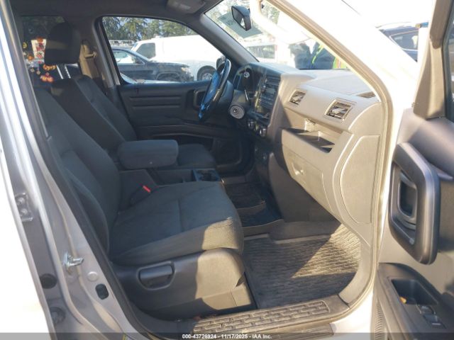 Honda Ridgeline Sport Image 2