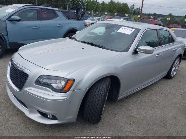 Chrysler 300 Srt8 Image 14