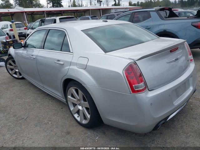 Chrysler 300 Srt8 Image 4