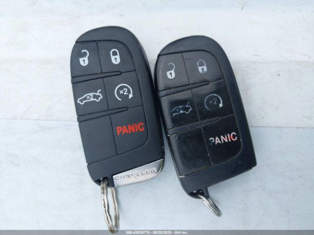 Chrysler 300 Srt8 Image 17