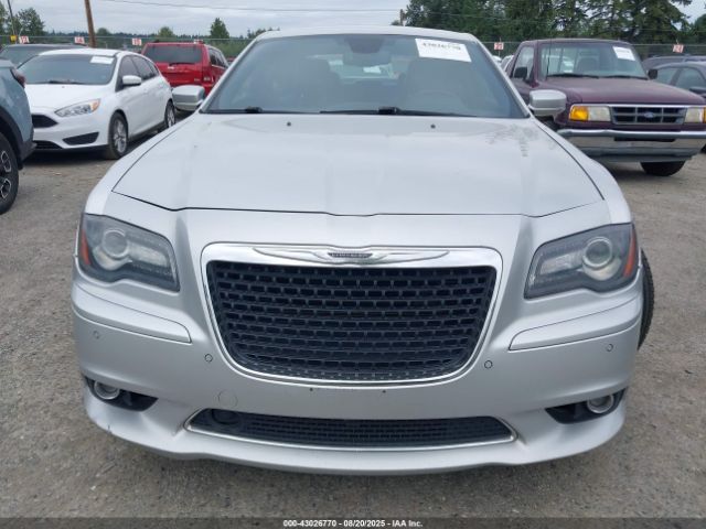 Chrysler 300 Srt8 Image 8