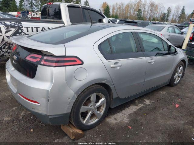 Chevrolet Volt Image 5
