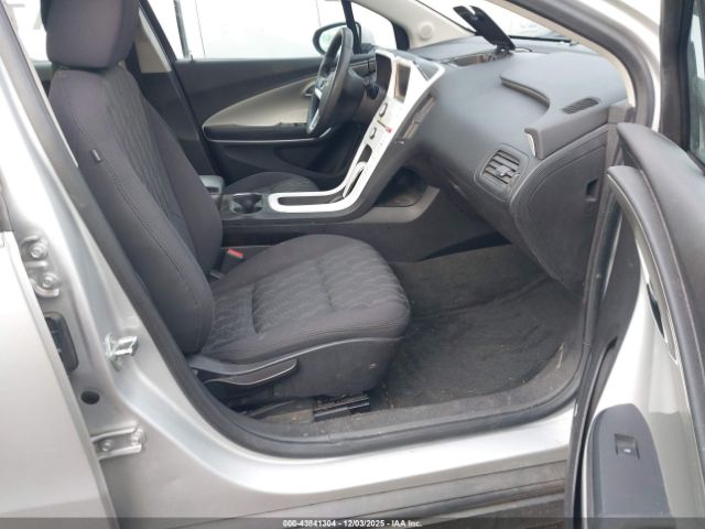 Chevrolet Volt Image 4