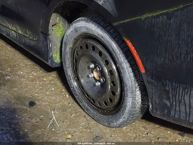 Chrysler 200 S Image 6