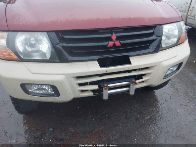Mitsubishi Montero Limited Image 11