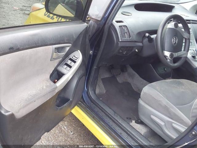 Toyota Prius Three Image 5