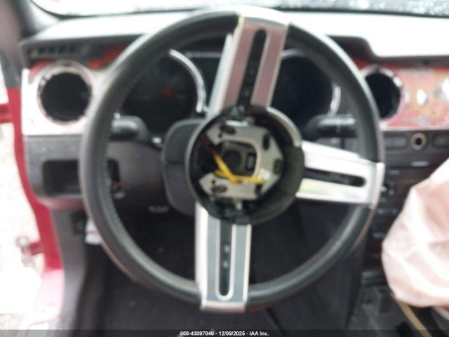 Ford Mustang Image 7