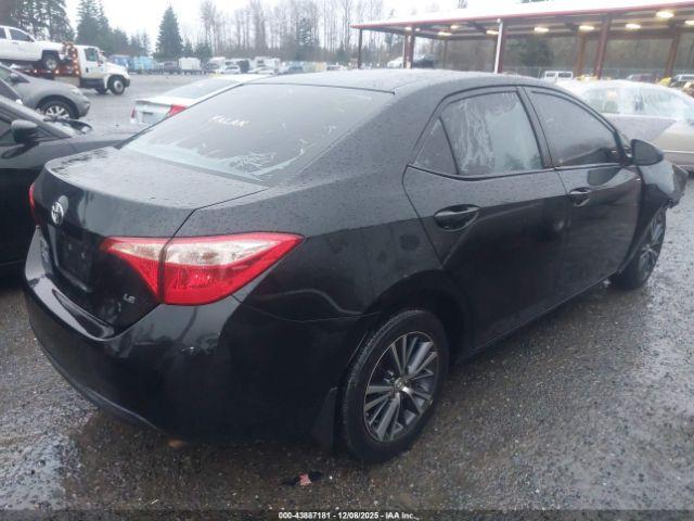 Toyota Corolla Le Image 16