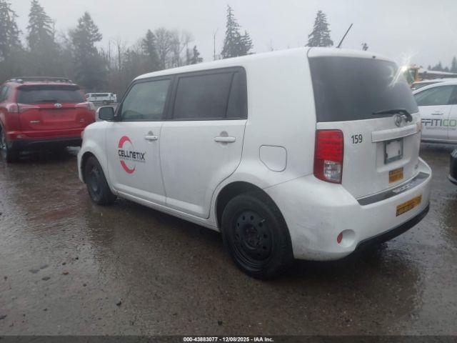 Scion xB Release Series Image 9