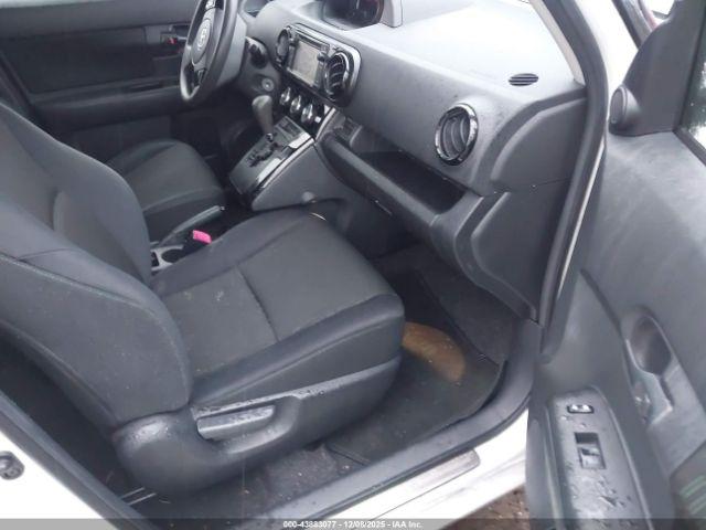 Scion xB Release Series Image 15