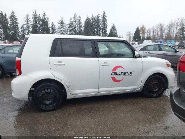 Scion xB Release Series Image 6