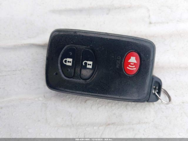 Toyota Highlander Image 2