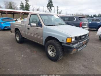  Salvage Isuzu Conventional