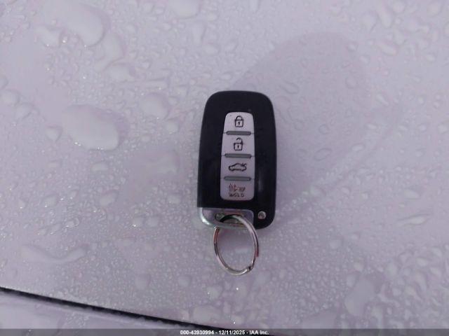 Hyundai Genesis 4.6 Image 7