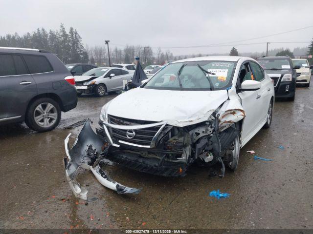 Nissan Sentra Sr Image 8