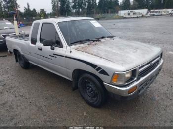  Salvage Toyota Pickup