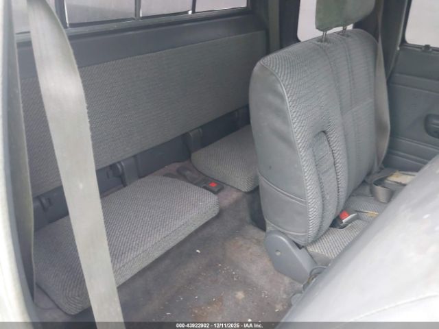 Toyota Pickup Image 6