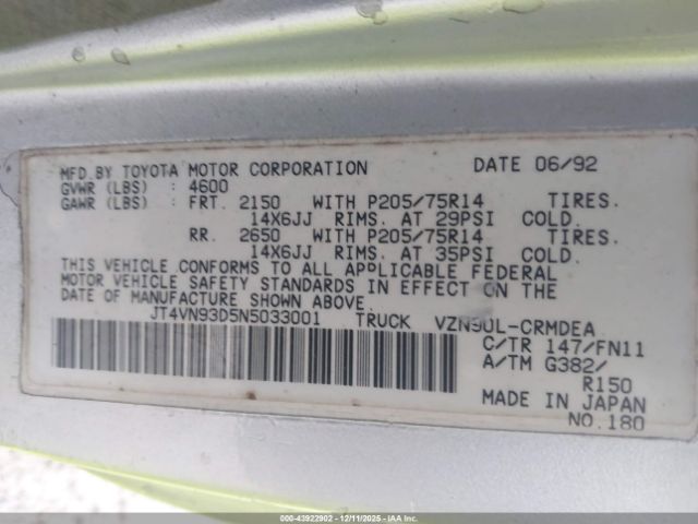 Toyota Pickup Image 8