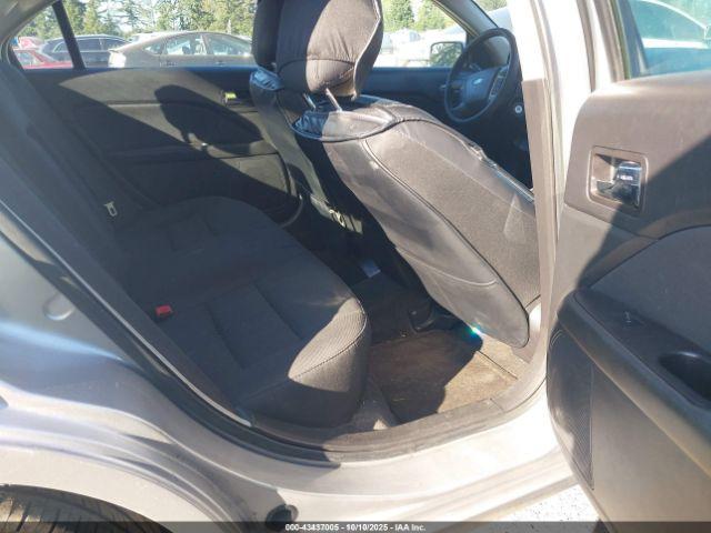 Ford Fusion Se Image 10