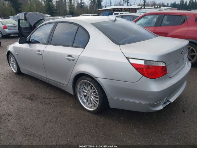 BMW 5 Series Image 12