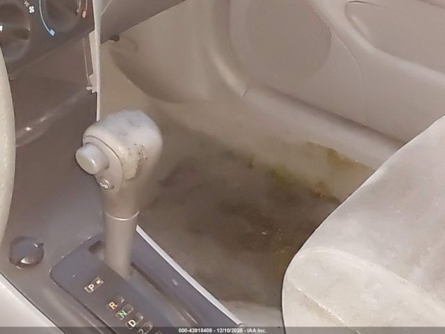 Toyota Corolla Ce Image 2