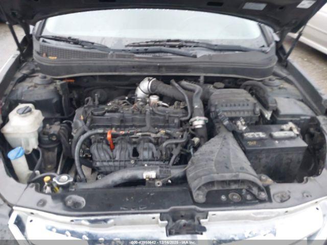 Hyundai SONATA Limited 2.0t Image 13